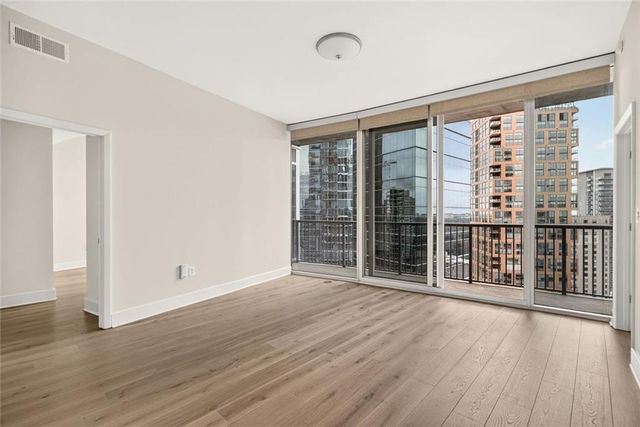 1080 Peachtree Street NE 2004, Atlanta, GA 30309
