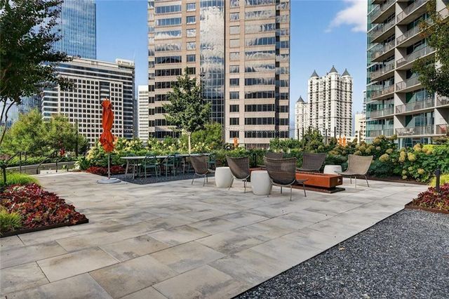 1080 Peachtree Street NE 2004, Atlanta, GA 30309
