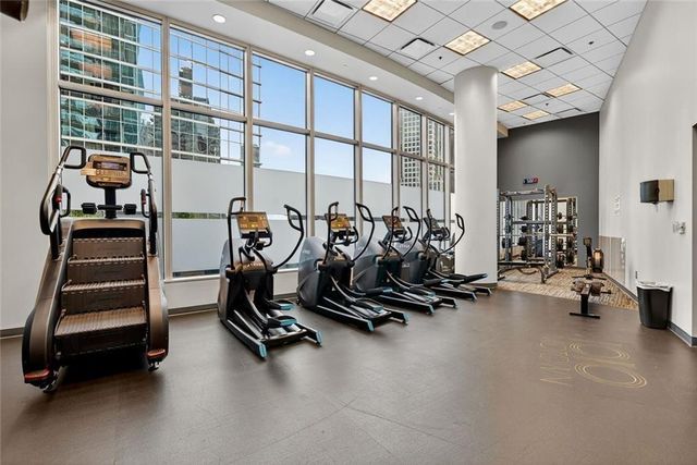 1080 Peachtree Street NE 2004, Atlanta, GA 30309