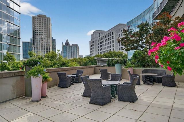 1080 Peachtree Street NE 2004, Atlanta, GA 30309