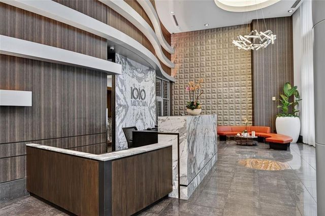 1080 Peachtree Street NE 2004, Atlanta, GA 30309