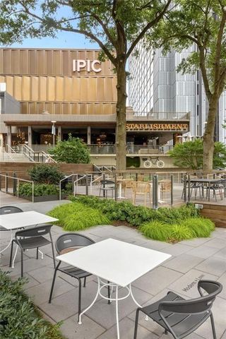 1080 Peachtree Street NE 2004, Atlanta, GA 30309