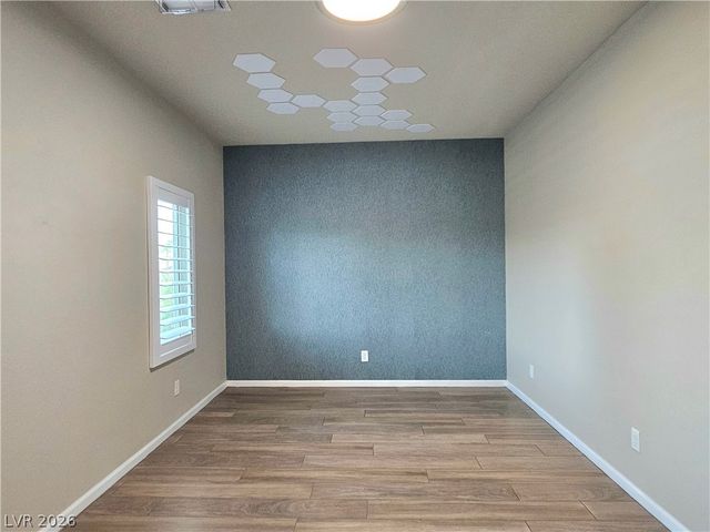 8016 Carpenter Creek Avenue, Las Vegas, NV 89113