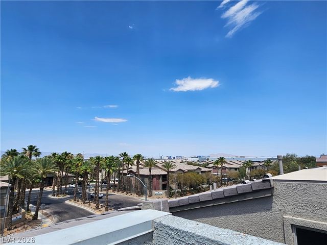 8016 Carpenter Creek Avenue, Las Vegas, NV 89113