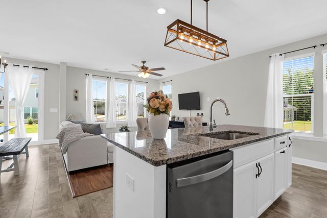 101 Patterson Avenue, Goose Creek, SC 29445