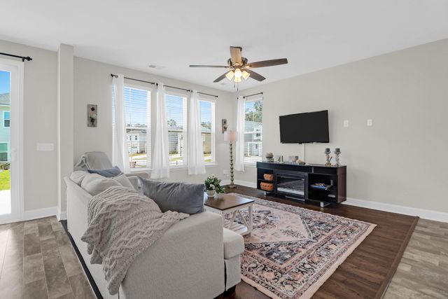 101 Patterson Avenue, Goose Creek, SC 29445