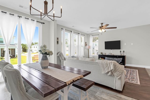 101 Patterson Avenue, Goose Creek, SC 29445