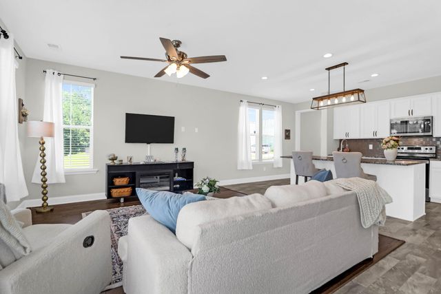 101 Patterson Avenue, Goose Creek, SC 29445