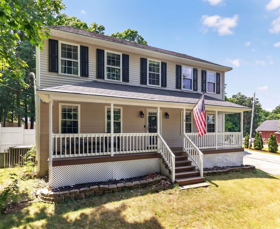 100 Mechanic St, Warren, MA 01083