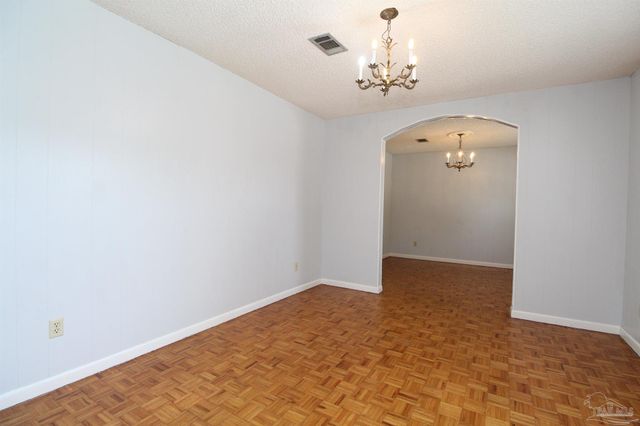 1400 N D St, Pensacola, FL 32501