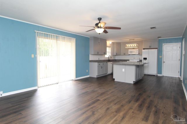 1400 N D St, Pensacola, FL 32501