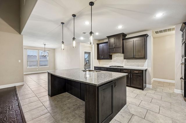 6916 Talon Drive, Fort Worth, TX 76179