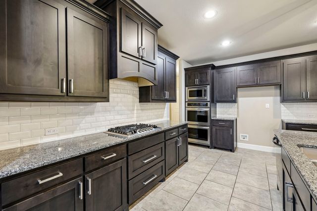 6916 Talon Drive, Fort Worth, TX 76179