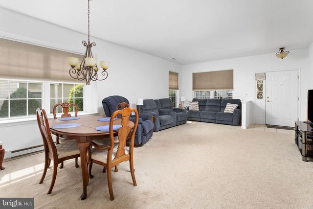 167 BURHOLME DR, Hamilton, NJ 08691