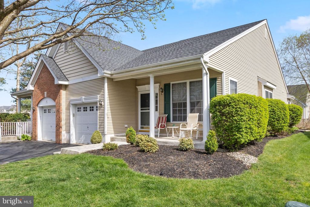 167 BURHOLME DR, Hamilton, NJ 08691