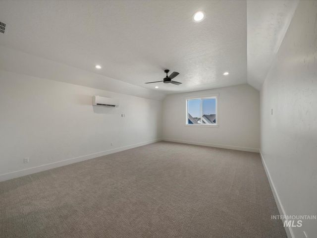 7162 E Osprey Estates Dr, Nampa, ID 83686