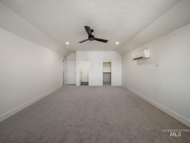 7162 E Osprey Estates Dr, Nampa, ID 83686