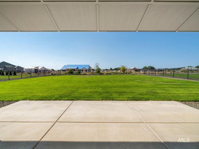 7162 E Osprey Estates Dr, Nampa, ID 83686