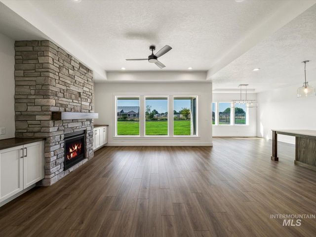 7162 E Osprey Estates Dr, Nampa, ID 83686