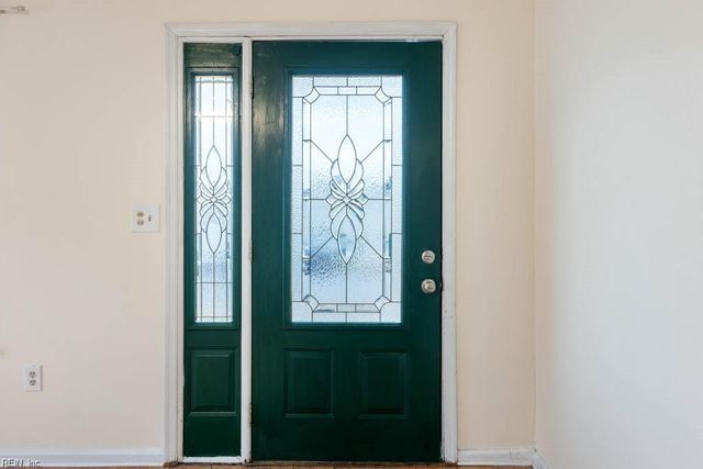 141 A View AVE, Norfolk, VA 23503