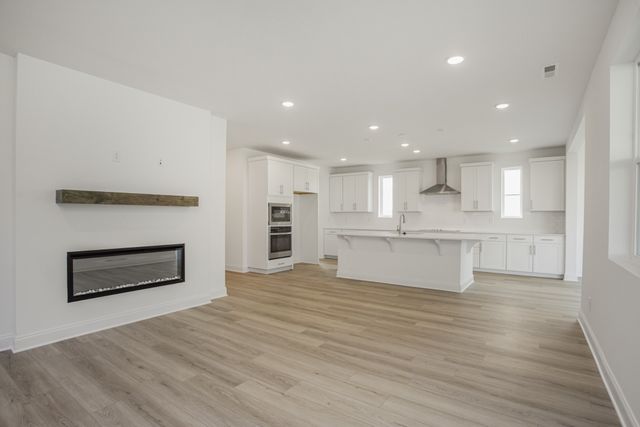 1554 Oak Springs Drive, Columbia, TN 38401