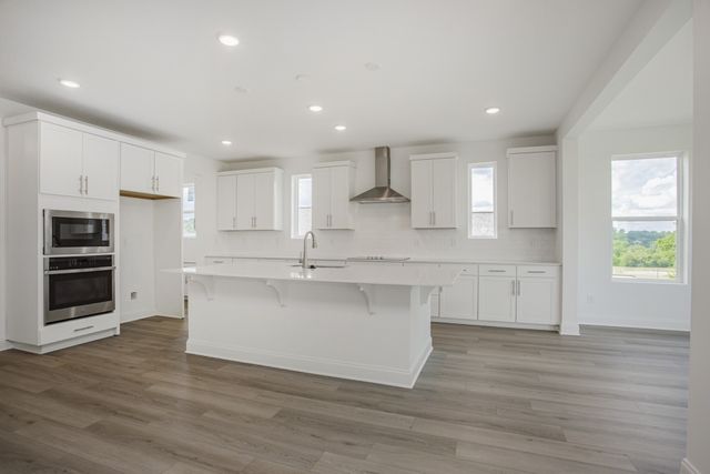 1554 Oak Springs Drive, Columbia, TN 38401