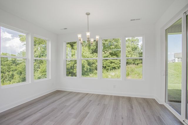 1554 Oak Springs Drive, Columbia, TN 38401