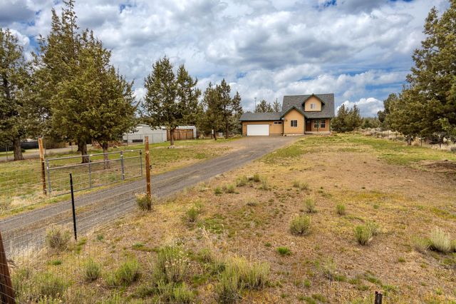 8014 SW Sandy Place, Terrebonne, OR 97760
