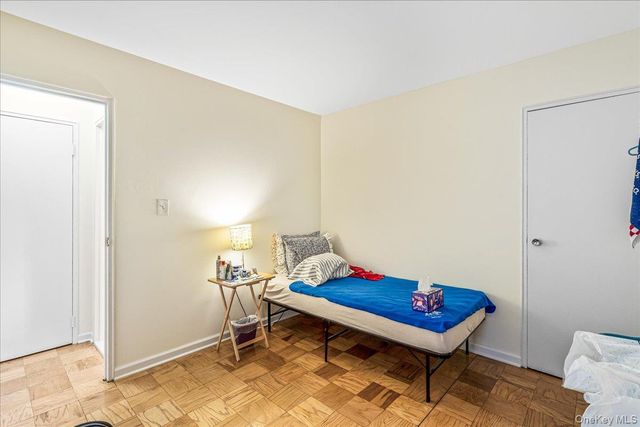 14215 Franklin Avenue 3A, Flushing, NY 11355