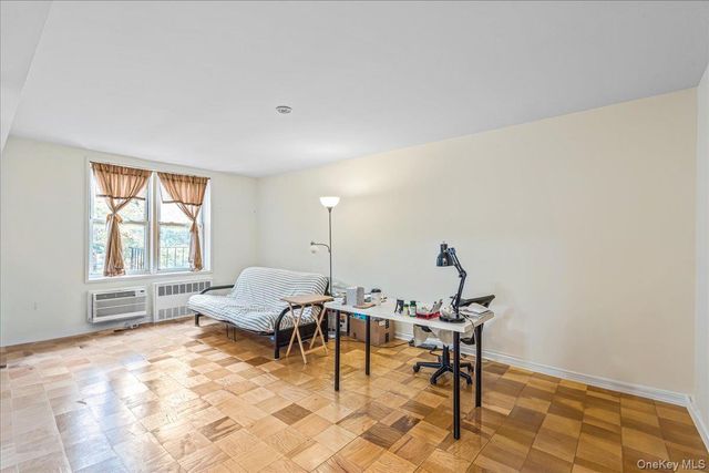 14215 Franklin Avenue 3A, Flushing, NY 11355