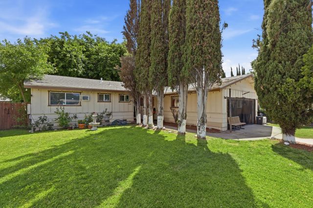 2316 Matson Dr, Sacramento, CA 95822