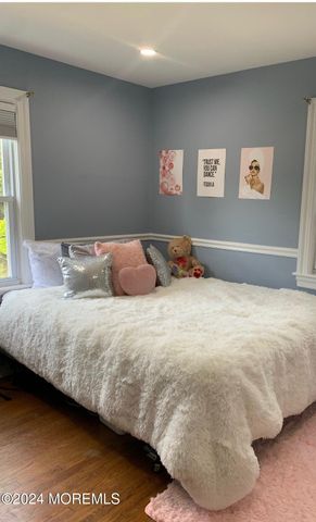 240 Oakhurst Road, Oakhurst, NJ 07755