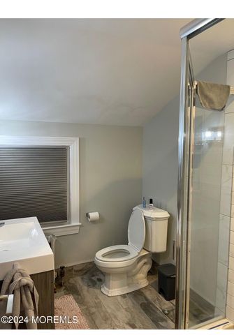 240 Oakhurst Road, Oakhurst, NJ 07755