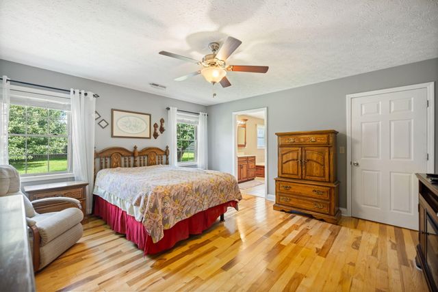 85 E Cherry Drive, Science Hill, KY 42553