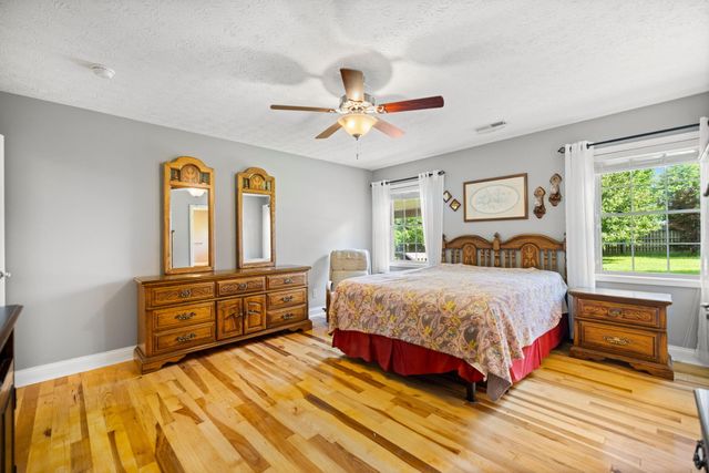85 E Cherry Drive, Science Hill, KY 42553