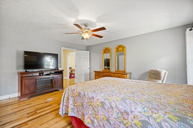 85 E Cherry Drive, Science Hill, KY 42553