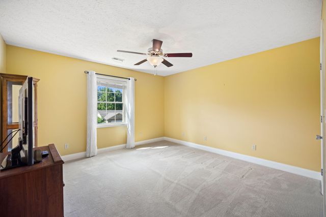 85 E Cherry Drive, Science Hill, KY 42553