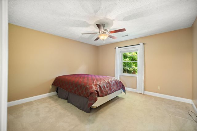 85 E Cherry Drive, Science Hill, KY 42553