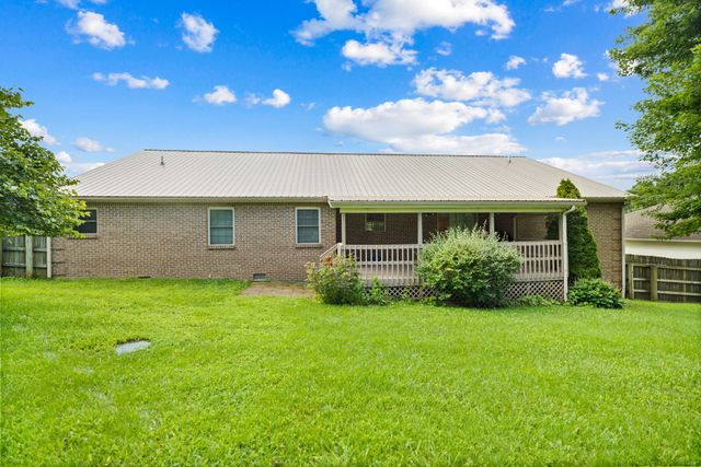 85 E Cherry Drive, Science Hill, KY 42553
