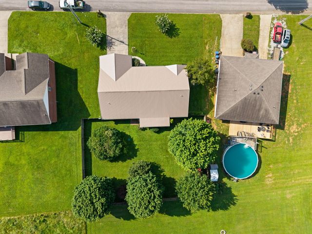 85 E Cherry Drive, Science Hill, KY 42553