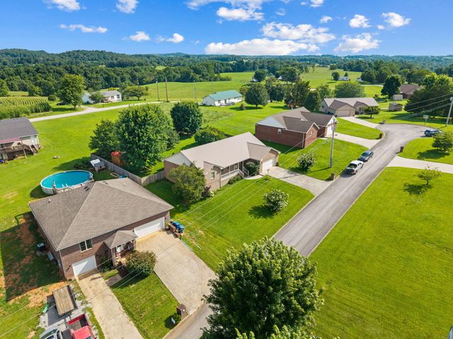 85 E Cherry Drive, Science Hill, KY 42553