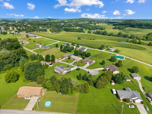 85 E Cherry Drive, Science Hill, KY 42553
