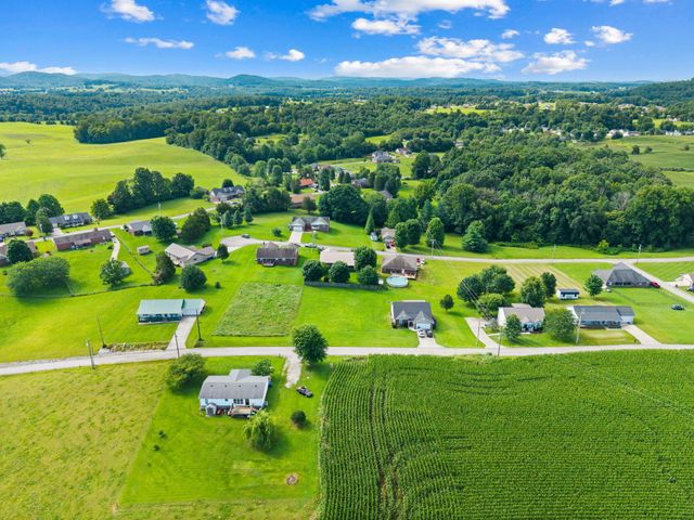 85 E Cherry Drive, Science Hill, KY 42553
