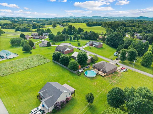 85 E Cherry Drive, Science Hill, KY 42553