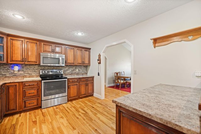 85 E Cherry Drive, Science Hill, KY 42553