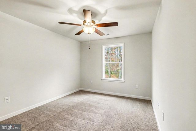 78 CYPRESS DR, Montross, VA 22520