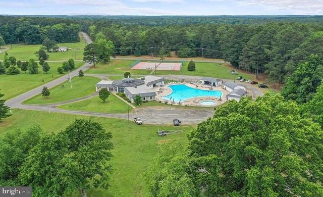 78 CYPRESS DR, Montross, VA 22520