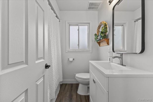 31418 Reid Drive, Warren, MI 48092