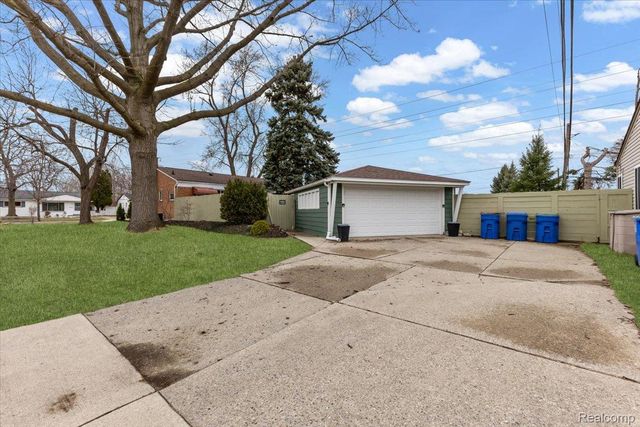 31418 Reid Drive, Warren, MI 48092