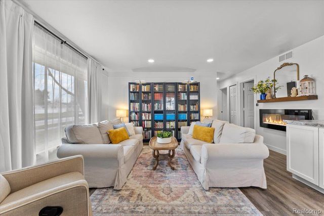 31418 Reid Drive, Warren, MI 48092